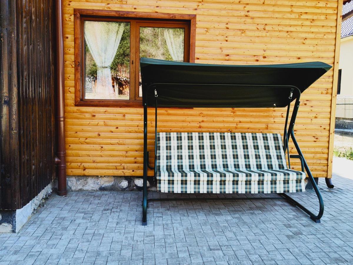 Sezatoarea Lupilor Vila Lepşa Exterior foto